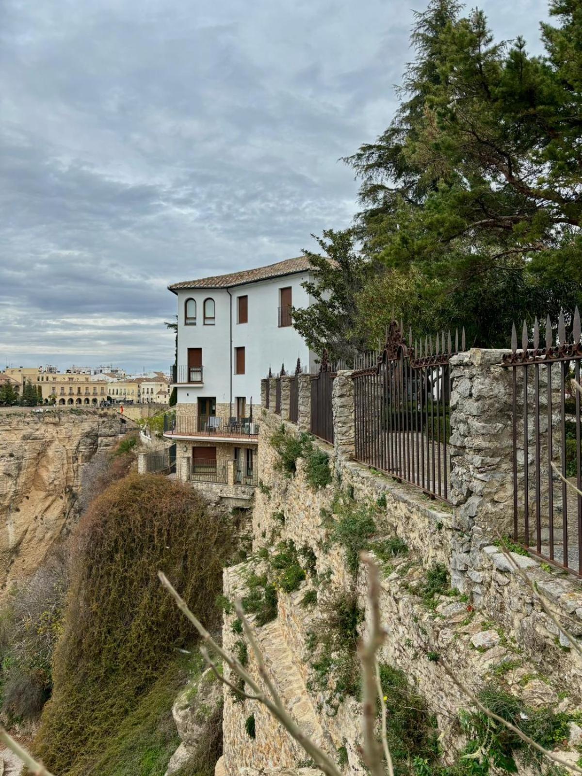 Apartamento Gav Mondragon Ronda Exterior foto